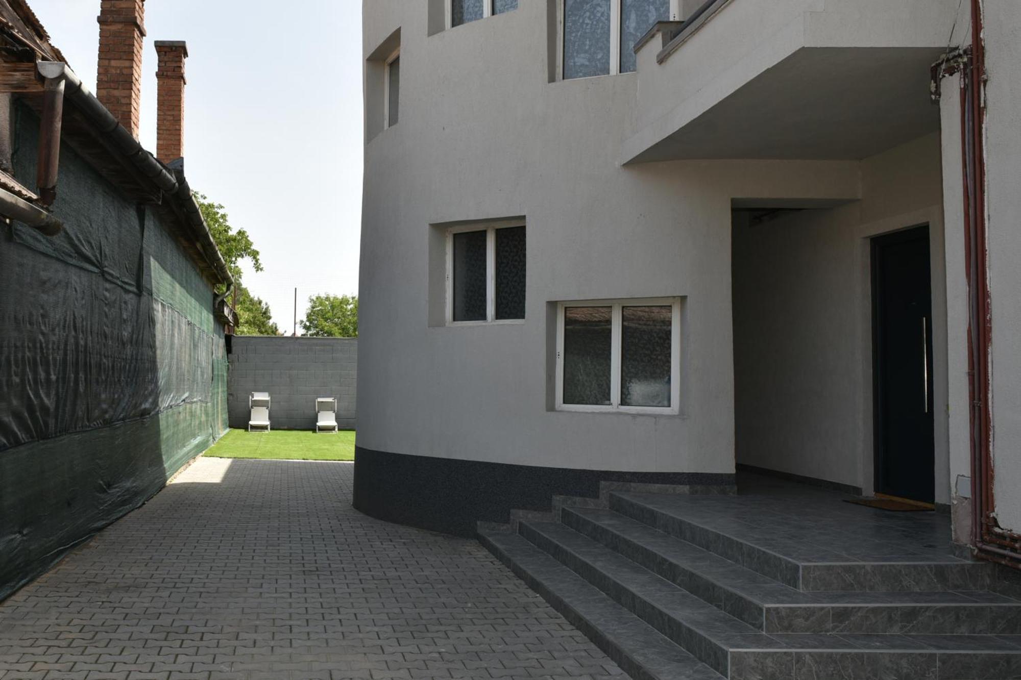 Apartament'S Moise 투르다 외부 사진