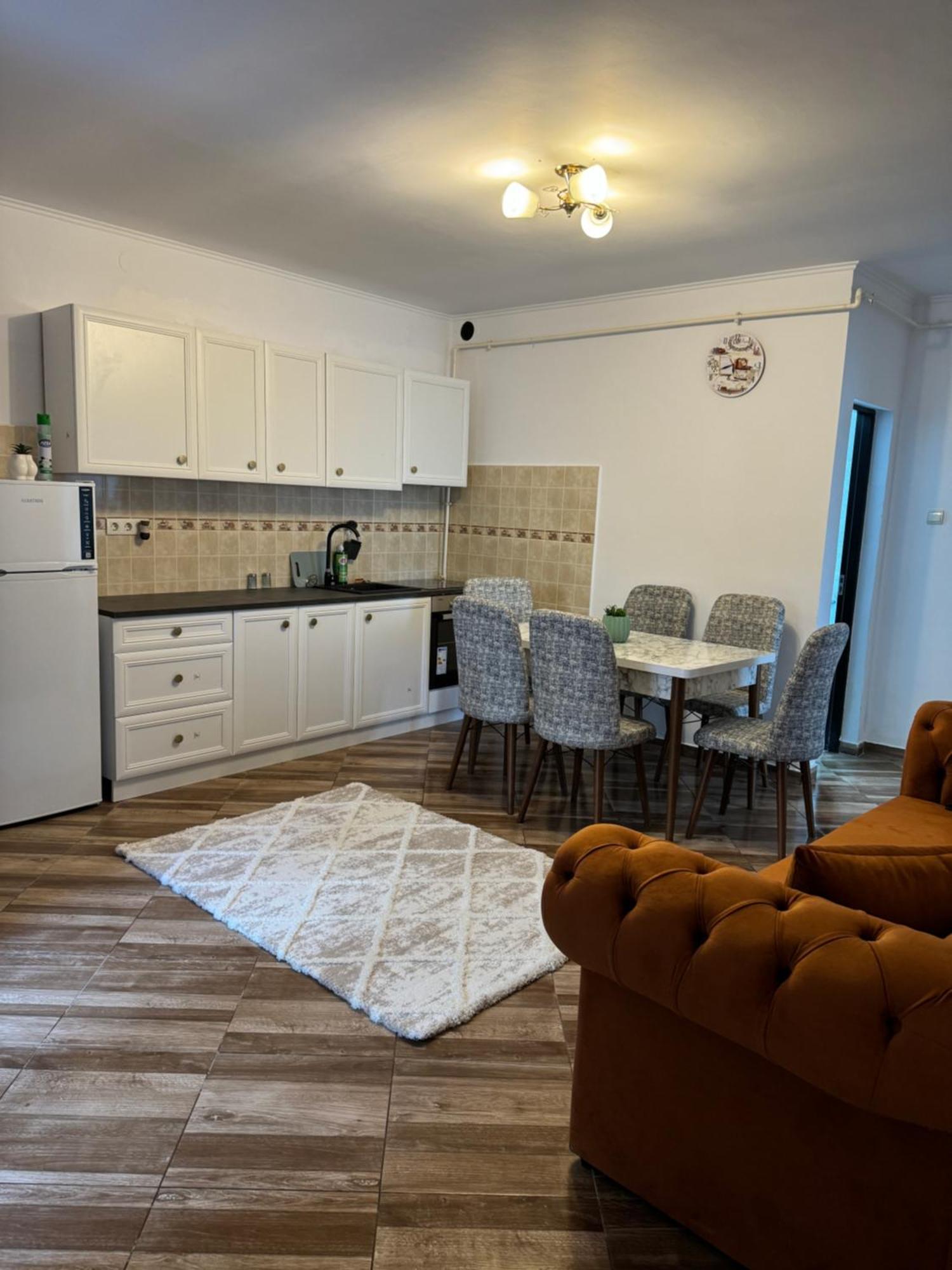 Apartament'S Moise 투르다 외부 사진